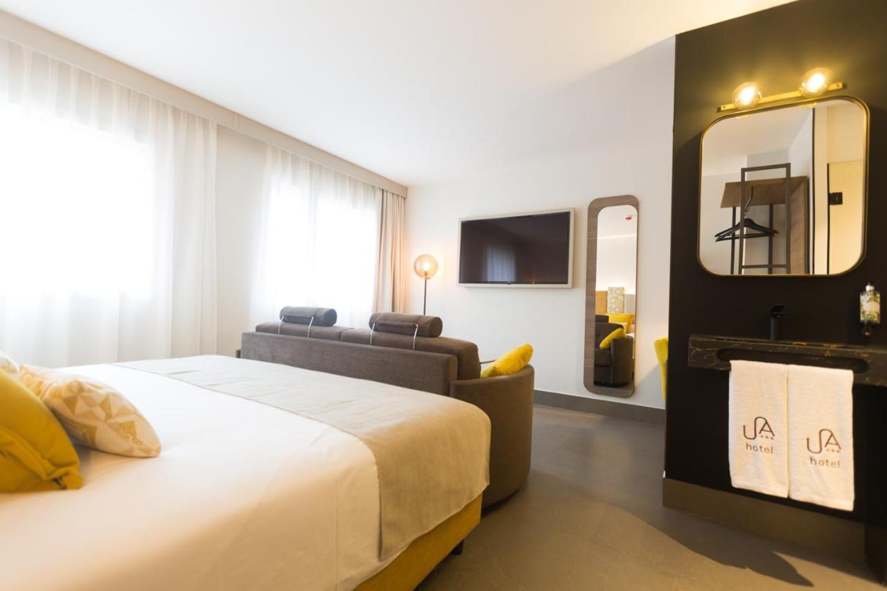 Urban A+++ Hotel Tres Cantos Kültér fotó